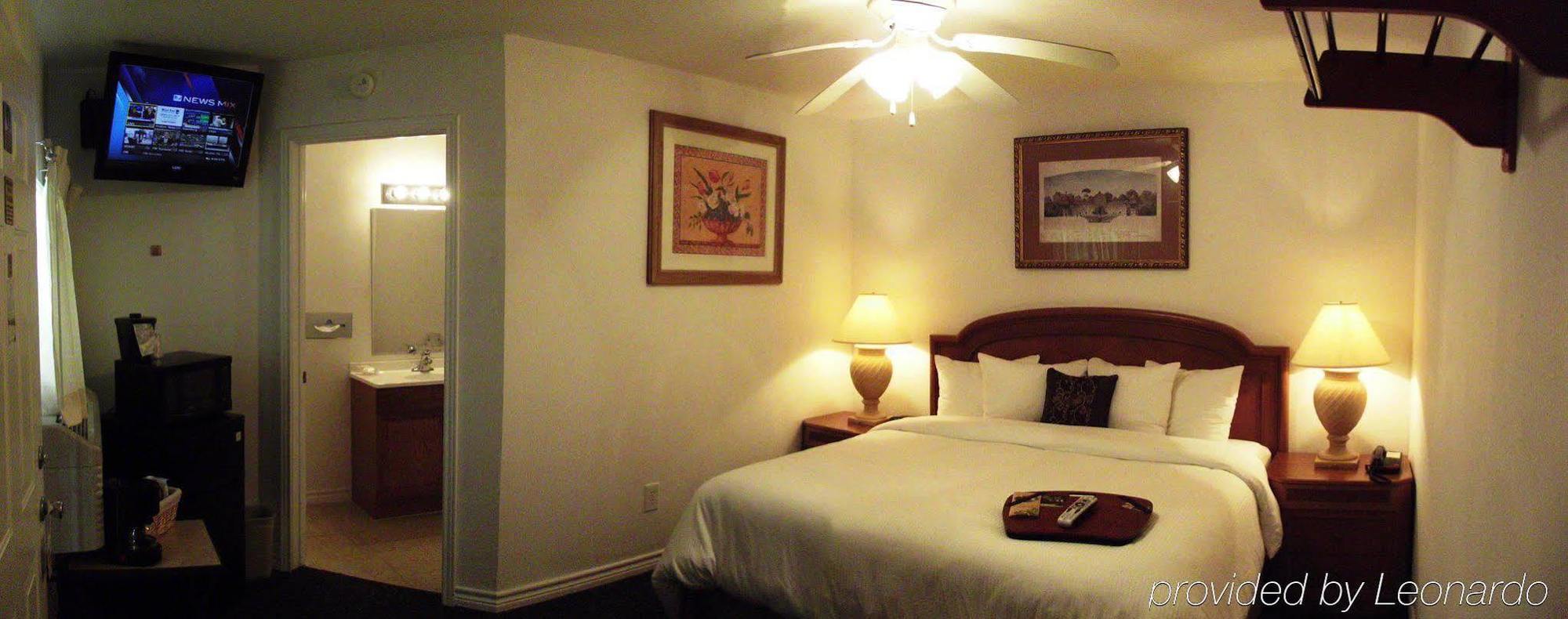 Hempstead Country Inn & Suites Kültér fotó